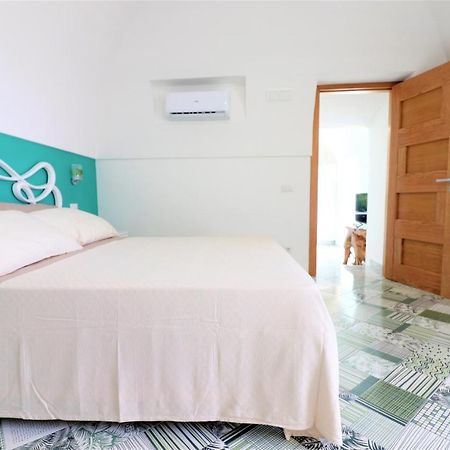 Mary'S Apartments - De Vivo Realty Маса Лубрензе Екстериор снимка
