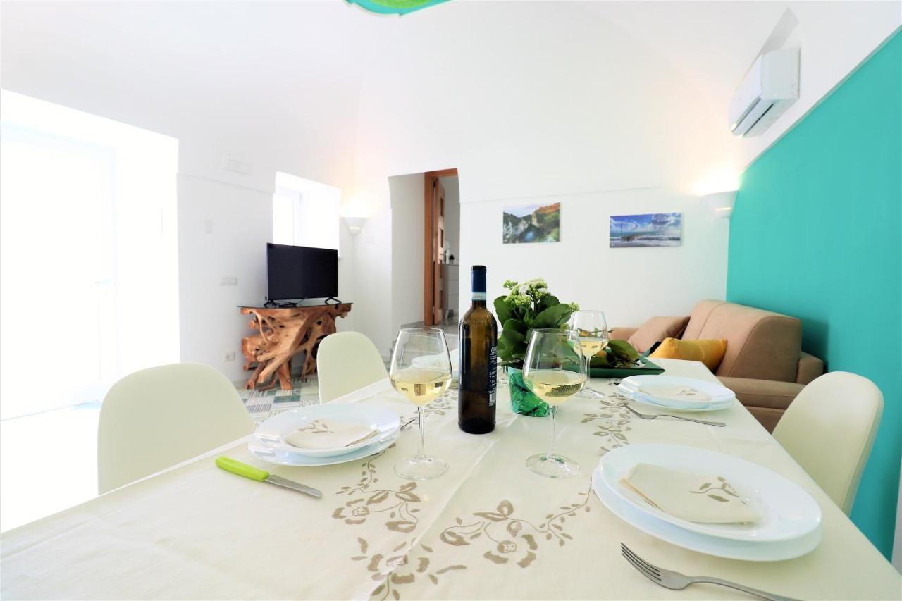 Mary'S Apartments - De Vivo Realty Маса Лубрензе Екстериор снимка