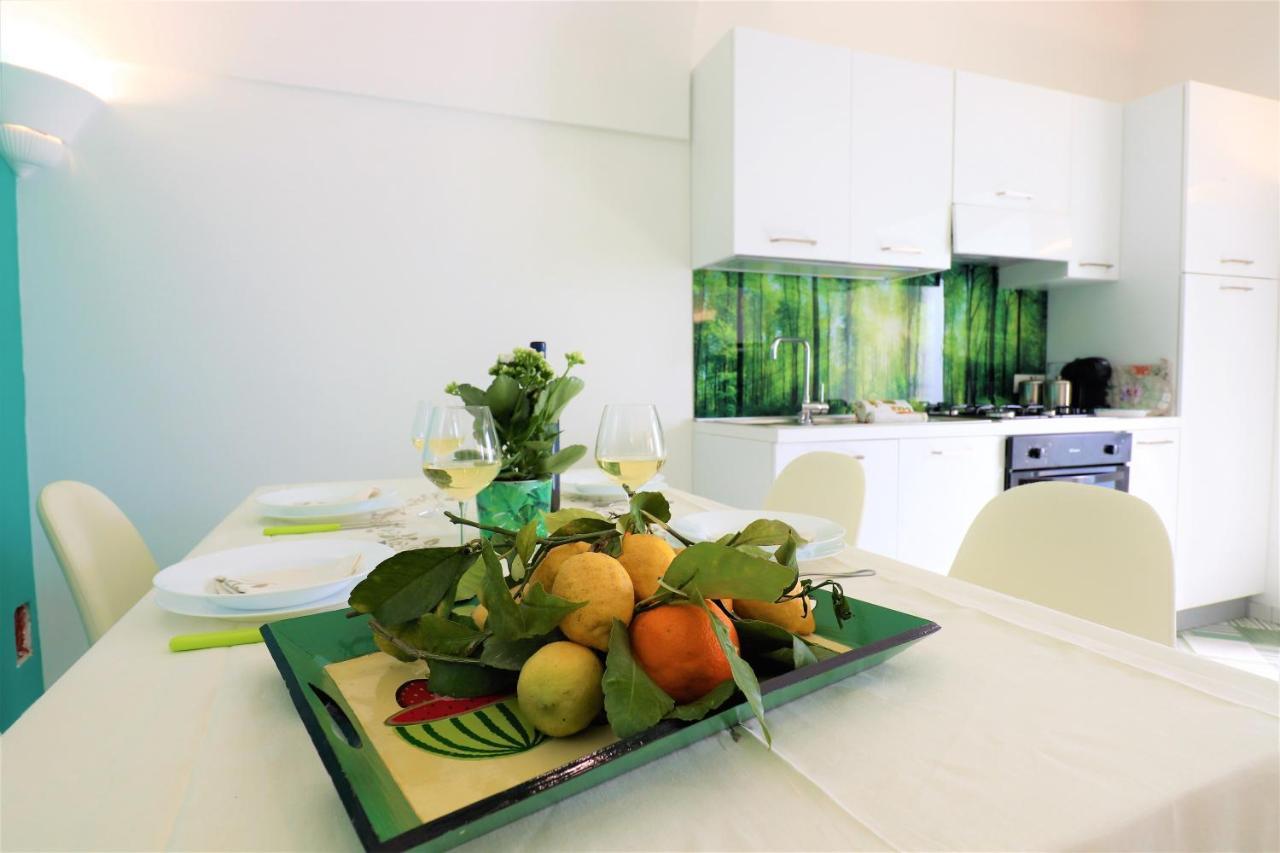 Mary'S Apartments - De Vivo Realty Маса Лубрензе Екстериор снимка